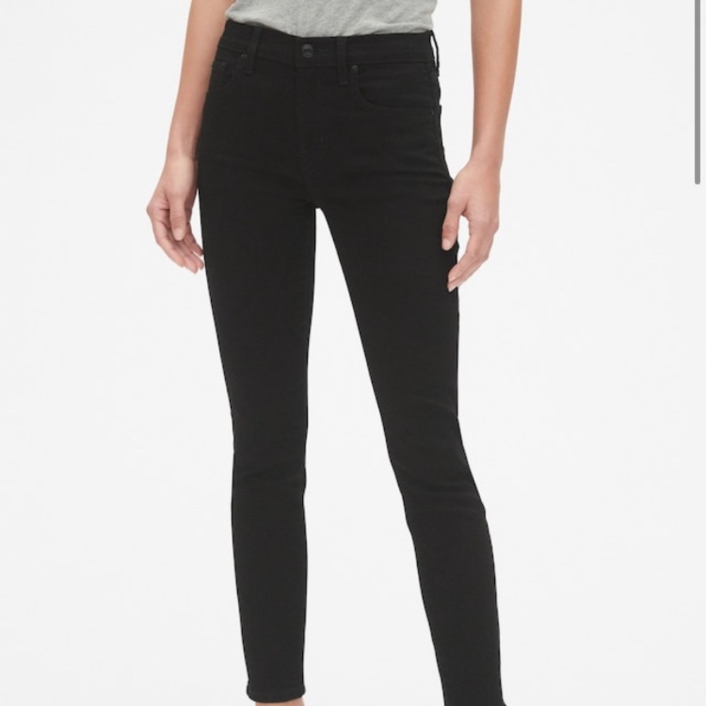 Gap Mid Rise Skinny Black Jean